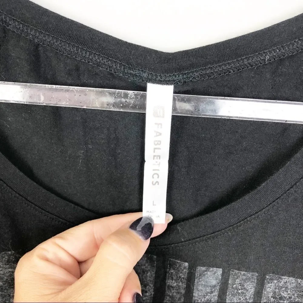 FABLETICS | Metallic Foil Graphic Tee Black Large